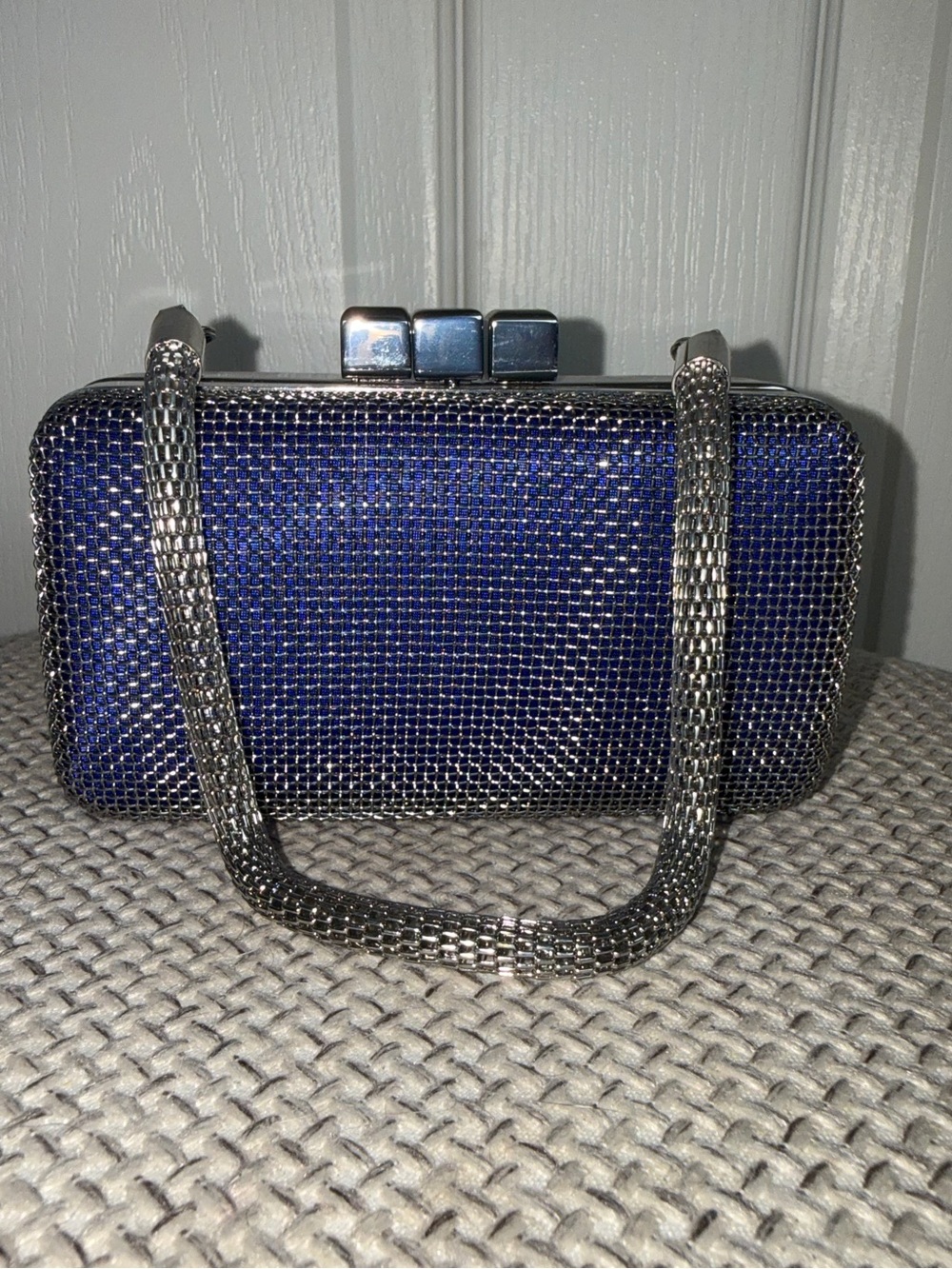BCBGMAXAZRIA Blue Metallic Clutch Silver Chain Strap Clasp Party Formal